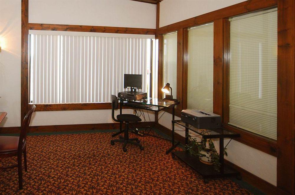 Quality Inn Gaylord Exterior photo