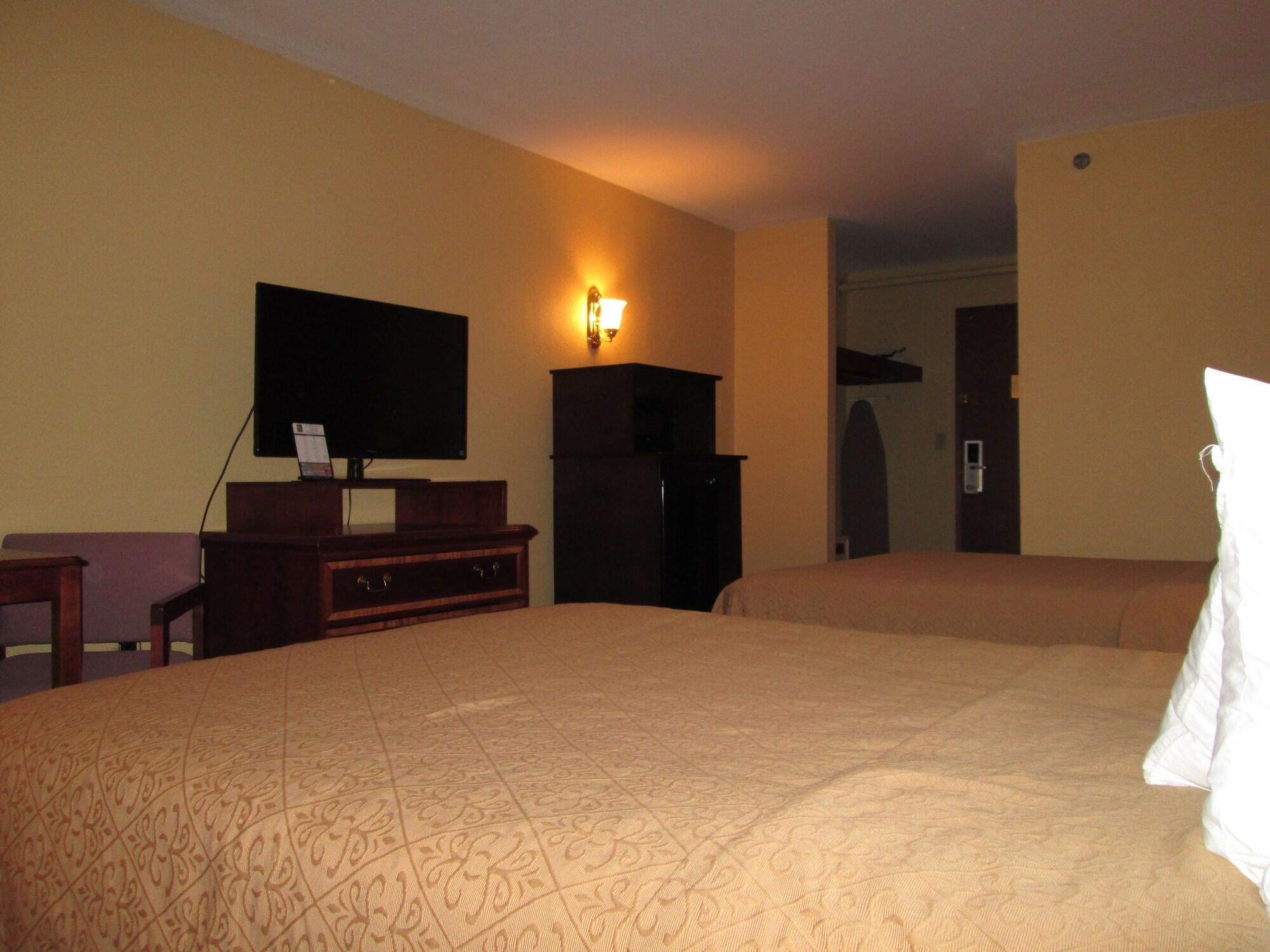 Quality Inn Gaylord Exterior photo