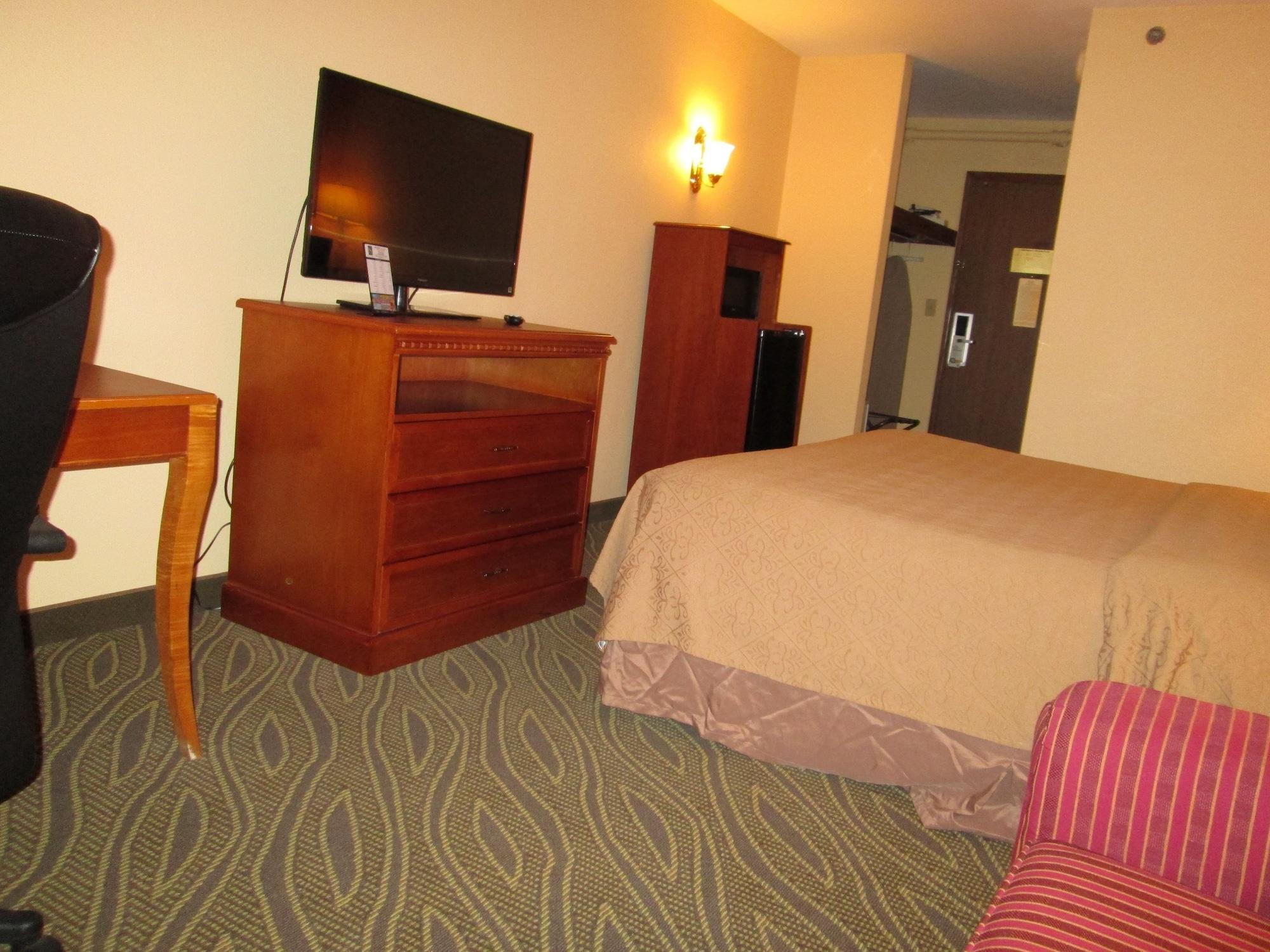 Quality Inn Gaylord Exterior photo