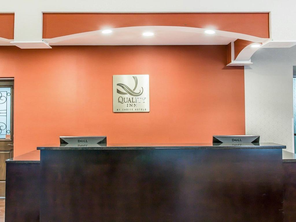 Quality Inn Gaylord Exterior photo