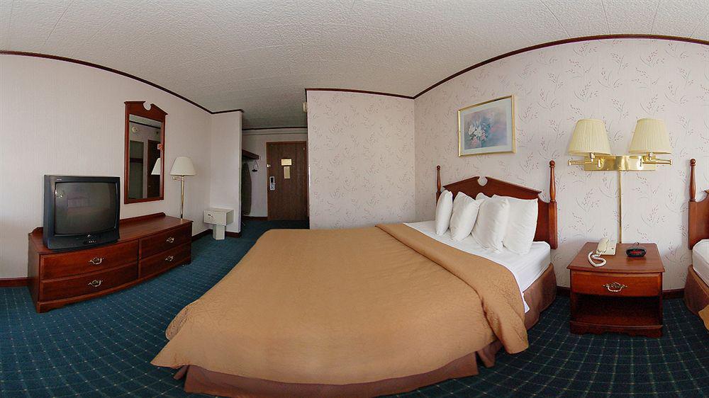 Quality Inn Gaylord Exterior photo